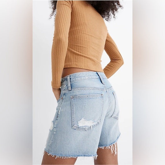 Madewell Relaxed Mid-Length Denim Shorts: Ripped Edition - Picture 3 of 8